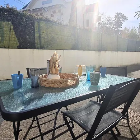 Georges De Didonne - La A 2 Pas - Ideal Pour Un Couple Avec Enfants *